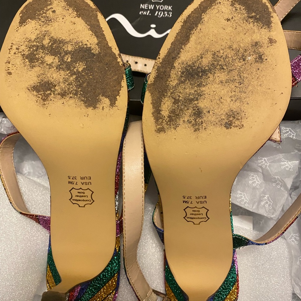 Multiple colored Vanna rainbow kitten heel - Picture 2 of 4